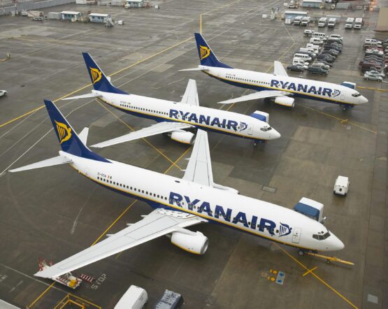 C6C76C81-7699-4556-AEA5-2C1CE1576AB3